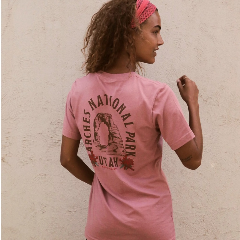 NEW - FREE PEOPLE Parks Project Moab Arches Tee Shirt - Urban Outfitters REVOLVE